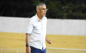 Após derrota em estadual, time da Série D demite treinador