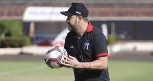 Série C: Recheado de problemas, Botafogo-SP relaciona jovens jogadores para duelo paulista