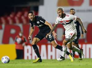 BRASILEIRÃO: RB Bragantino segue líder. Em SP, Fluminense vence o clássico carioca. Grêmio segue sem vencer