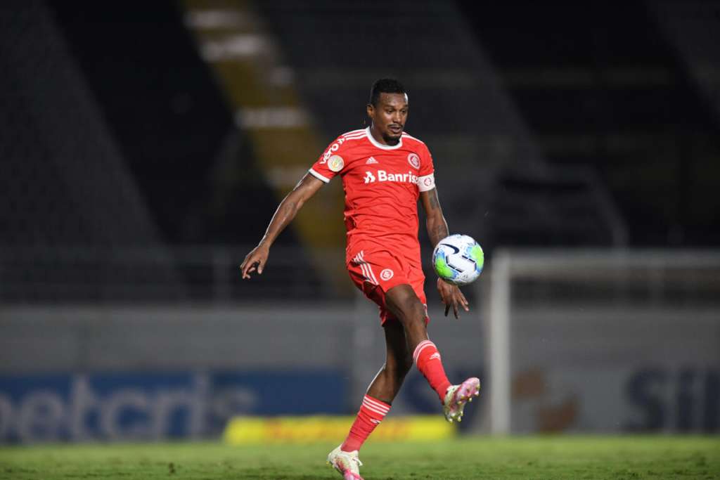 Para liberar volante, Internacional quer pagamento integral de multa, que pode chegar a R$ 20 milhões