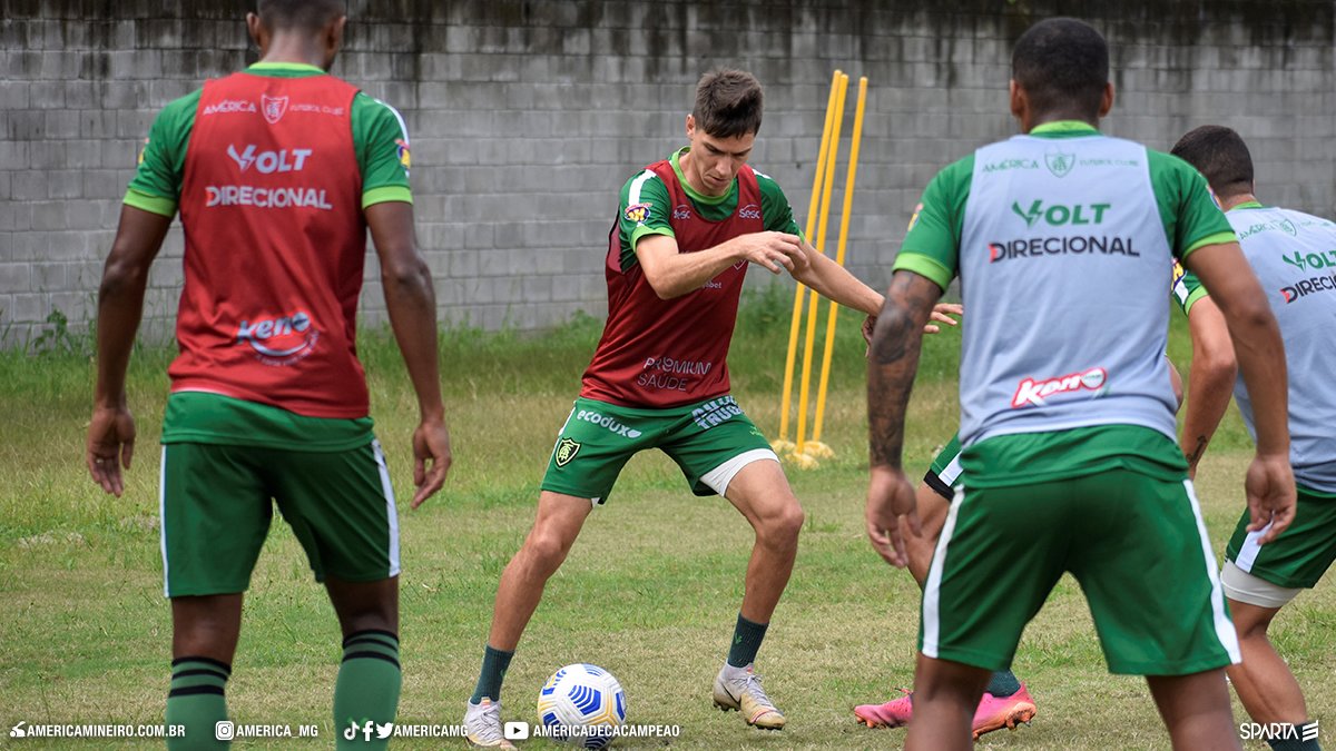 Vagner Mancini poderá repetir a escalação no América-MG que desencantou no Brasileirão