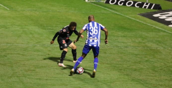 Avaí 1 x 0 Operário - Copete marca, Leão vence no fim e cola no G-4 da Série B 2 avai 1