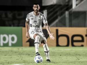 Camacho critica 'cera' do Sport e 'juiz conivente' em empate do Santos