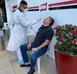 Mesmo após tomar as duas doses, presidente de grande paulista testa positivo para Covid-19