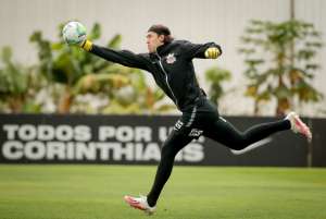 Cássio espera que Corinthians aproveite semana de treinos para 'corrigir erros'