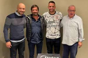 Retorno de campeão brasileiro é oficializado pelo Corinthians