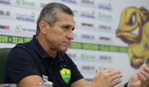 Apresentado no Cuiabá, treinador fala sobre reforços: 