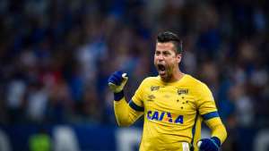 Cruzeiro fala em 'chance zero' de liberar Fábio para time do Campeonato Brasileiro