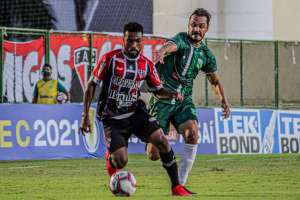 Floresta-CE 1 x 1 Ferroviário-CE - Sem criatividade, Ferrão conta com 'ajudinha' para continuar na liderança