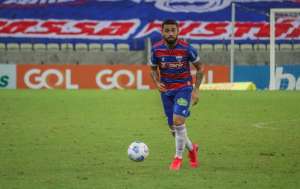 Fortaleza renova com 