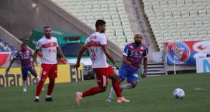Fortaleza 2 x 1 CRB - WP9 sai do banco para colocar Leão em vantagem!