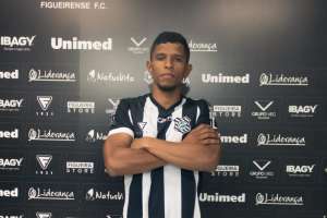 Série C: Meia do Figueirense reforça importância de vencer o Criciúma: 'Fundamental'