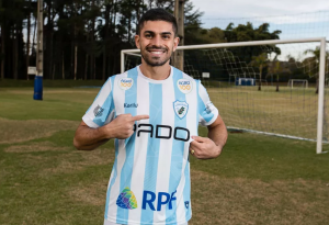 Série B: Londrina contrata meio-campista com passagens por Botafogo e Avaí