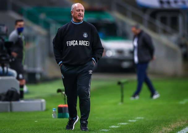 Felipão faz mistério no Grêmio para confronto direto com o América-MG