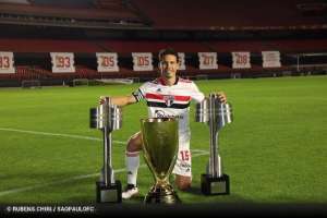 Hernanes, ex-São Paulo, recebe proposta de clube do Brasileirão