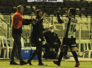 Roger estreia como técnico na primeira vitória da Inter em casa na Série D