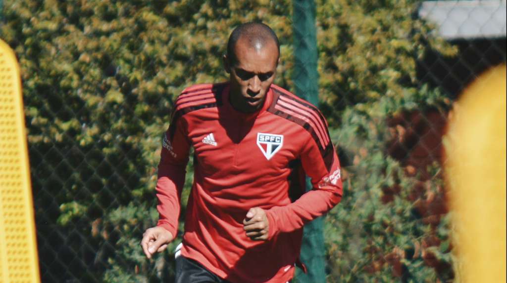 Com novidades, São Paulo busca encerrar tabu na Argentina contra o Racing