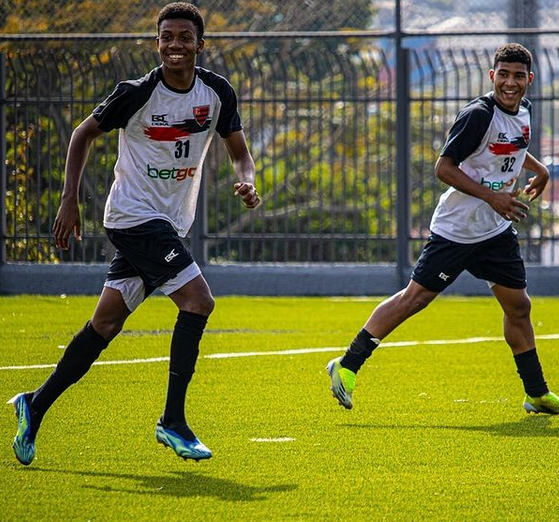 Série C: Com dúvida no gol e técnico interino, Oeste tenta primeira vitória contra o Paraná