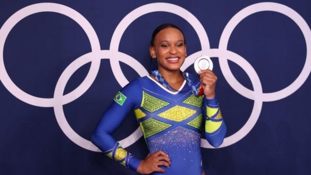 Olimpíadas: Feitos da ginástica feminina aumentam visibilidade de negros, dizem especialistas