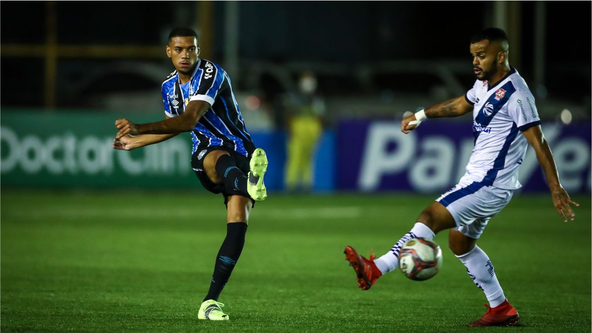 Time italiano demonstra interesse em outro jogador do Grêmio