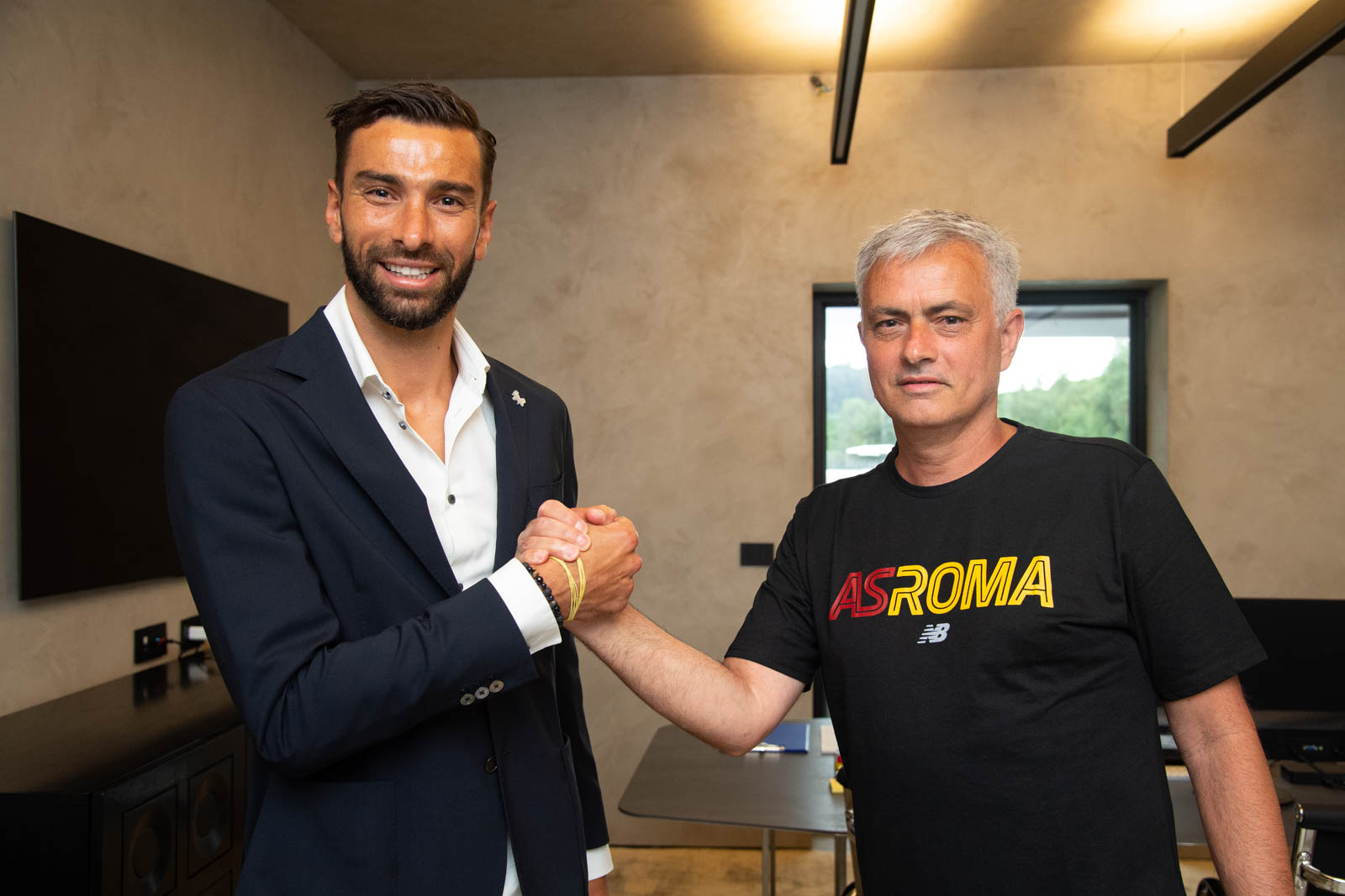 Goleiro da seleção portuguesa é 1º reforço de José Mourinho na Roma