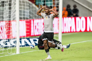 Com novidade no ataque, Ceará visita o Fluminense em São Januário