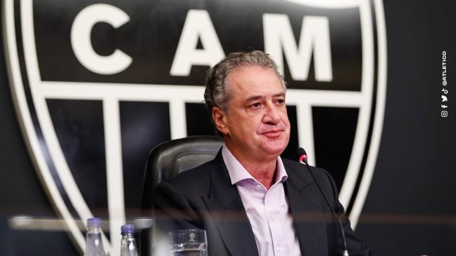 sergio batista coelho presidente do atletico mg ficou muito incomodado com recepcao na argentina