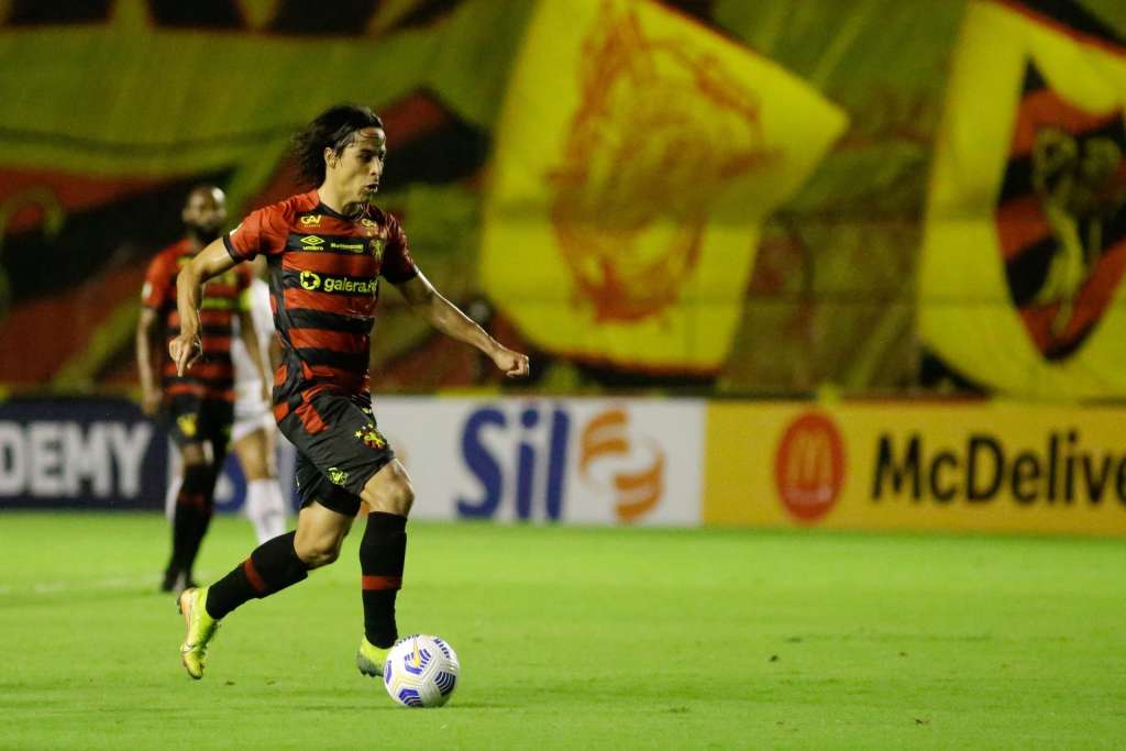 Após ex-Ponte, Juventude acerta com ex-volante do Guarani