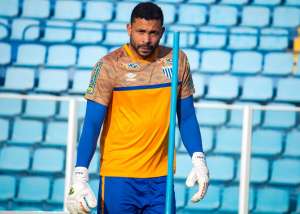 Série B: Ex-Santos treina no Avaí e espera regularização no BID para voltar a jogar
