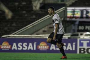 Jacuipense-BA x Botafogo-PB - Belo defende a liderança diante do Leão do Sisal