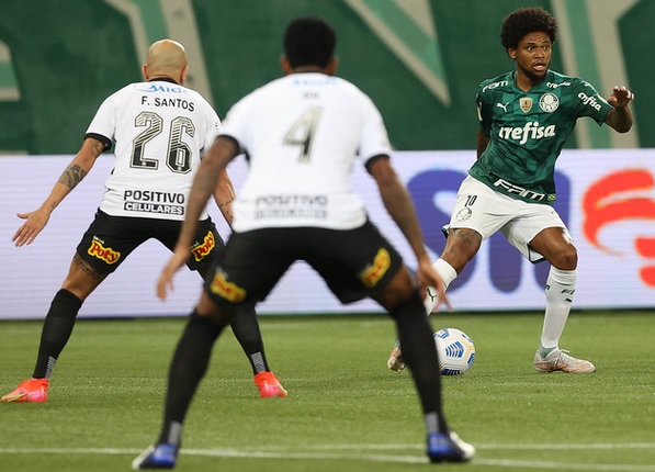Atacante do Palmeiras entra na mira de rival do Brasileirão