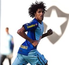 Assim como o “Deus do amor”, cabelo de xodó da Seleção deverá virar peruca 2 0002047937063 img