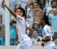 BRASILEIRÃO: Líderes vencem, com gol de Fred e show de Gaúcho 4 0002048011024 img