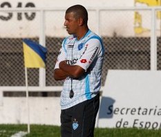 Série C: “Tio” de Neymar, técnico do Paysandu já mira o título 2 0002048019579 img