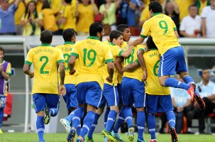 Brasil 2013: Volante do Corinthians é dúvida para o duelo com a Itália