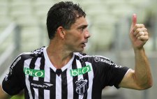 Série B: Artilheiro desfalca Ceará por dois meses