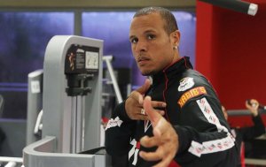 São Paulo troca bola por treino funcional em Cotia