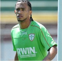 Corinthians entra na briga por lateral da Lusa e pode dar balão em rival