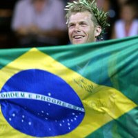 Robert Scheidt leva prata na Semana de Vela de Kiel