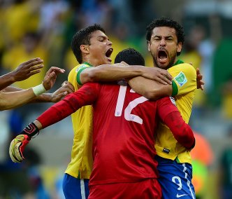 Brasil 2013: Herói, goleiro brasileiro leva prêmio de melhor do jogo