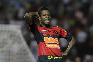 Série B: Paraná contrata ex-coringa  de Sport e Corinthians