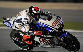 Velocidade: Lorenzo fratura clavícula em queda no treino da MotoGP