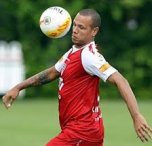 São Paulo não terá zagueiro veterano e artilheiro em amistoso