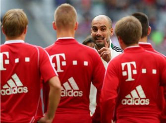 Alemão: Guardiola comanda e Bayern faz 15 a 1 em jogo festivo