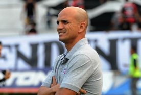 Série C: “Vamos com tudo para cima”, diz técnico do Santa Cruz