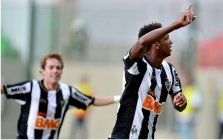 Depois de Bernard, Porto demonstra interesse por atacante do Atlético-MG