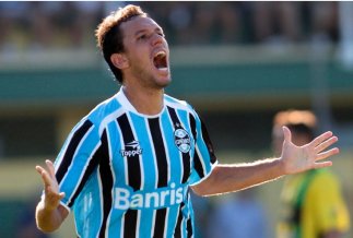 Luxemburgo ‘atrapalha’ negócio e afasta camisa 10 da Ponte Preta