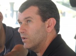 Série D: Técnico quer utilizar jogadores que negociam saída do Londrina