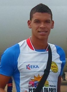 Série D: Zagueiro do Plácido de Castro-AC desabafa e pede ajuda do Governo