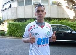 Série C: Apesar das dificuldades, volante destaca força do Guarani em Caxias